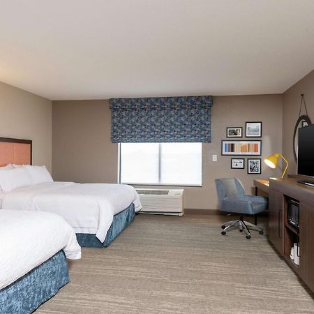 Hampton Inn Варшава Екстер'єр фото