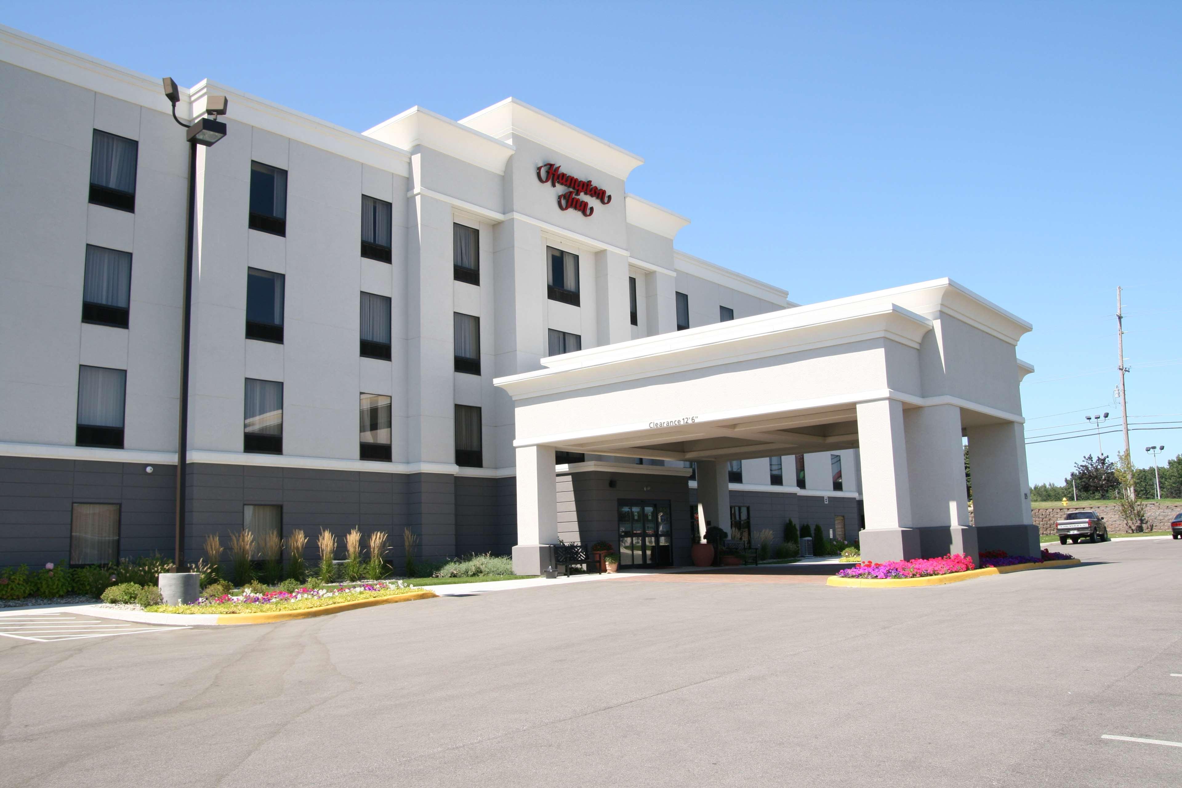 Hampton Inn Варшава Екстер'єр фото