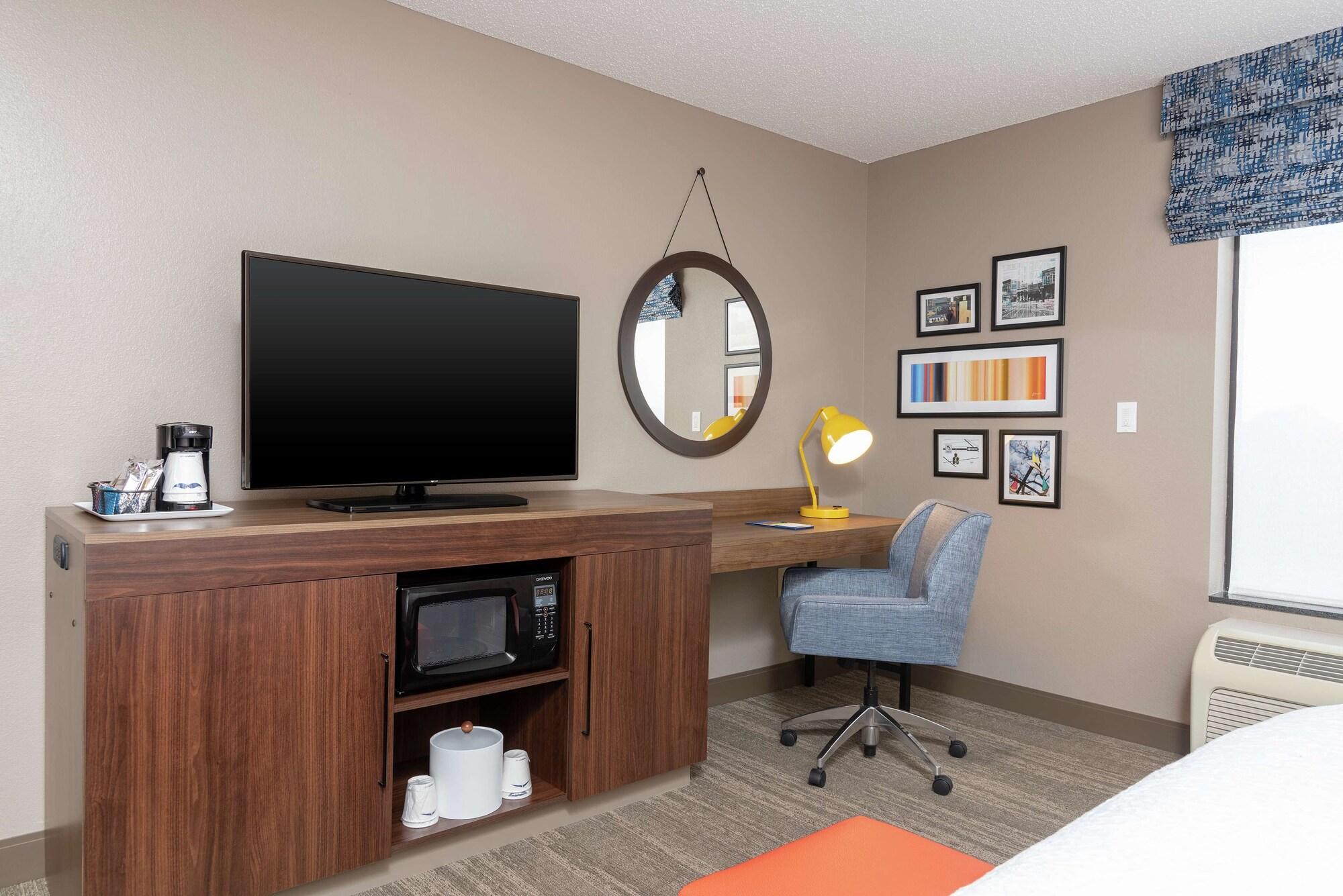 Hampton Inn Варшава Екстер'єр фото