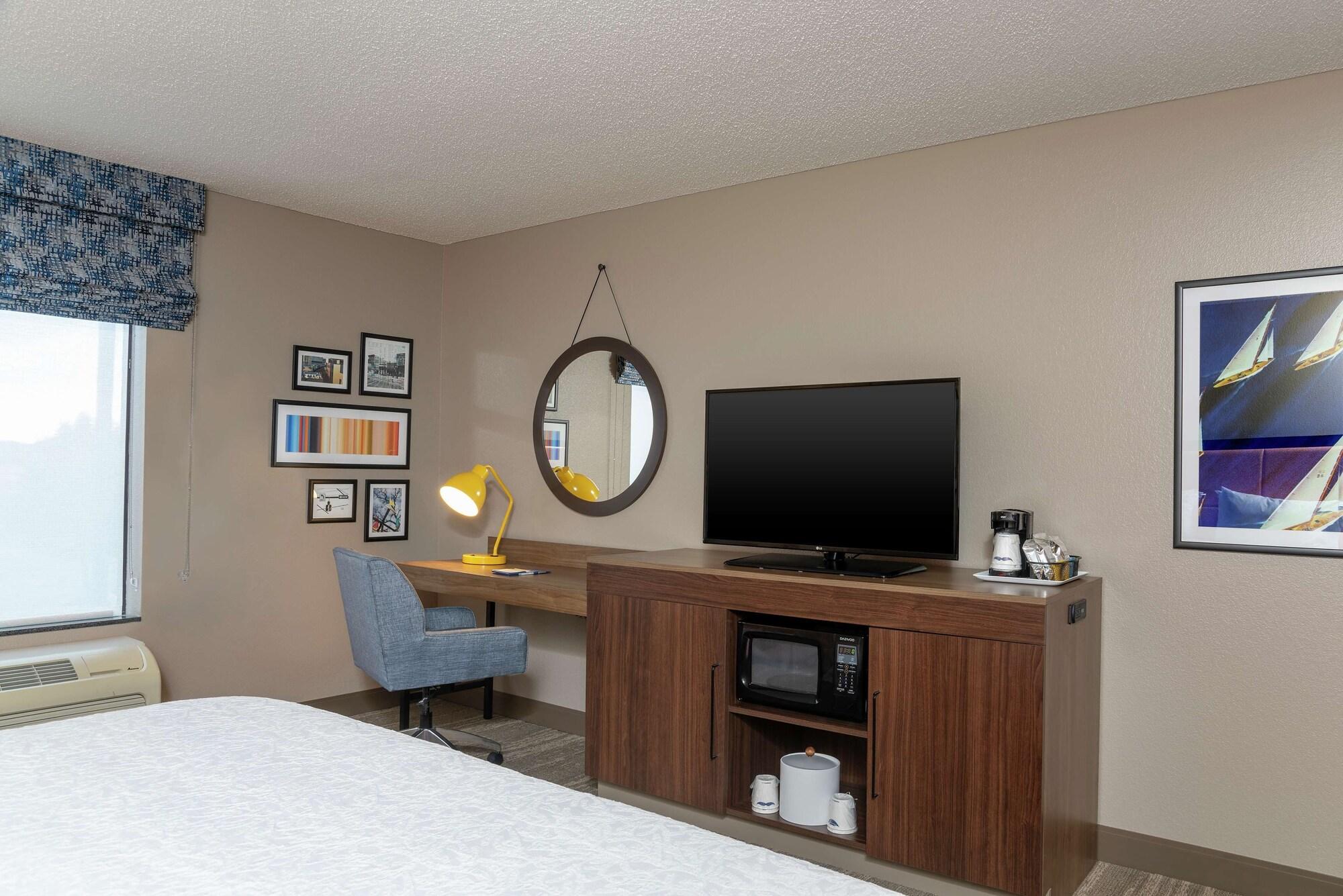 Hampton Inn Варшава Екстер'єр фото